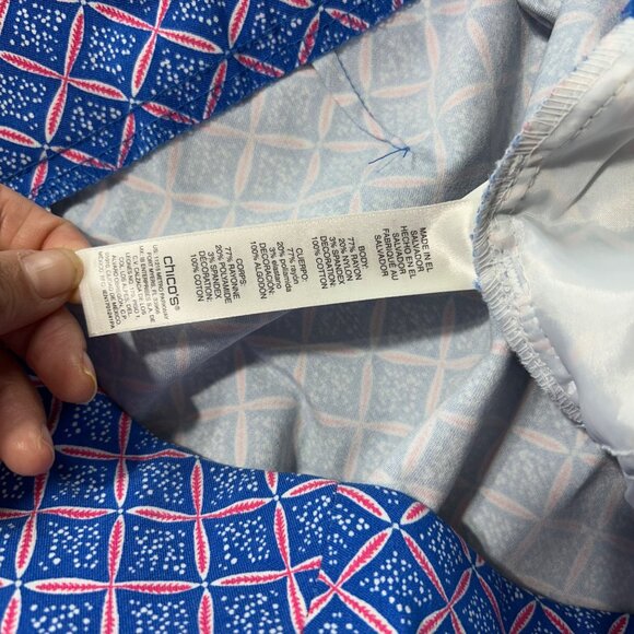 Chicos Womens XL Perfect Stretch Capri Pants Blue Geometric Print Elastic Waist - Picture 6 of 10